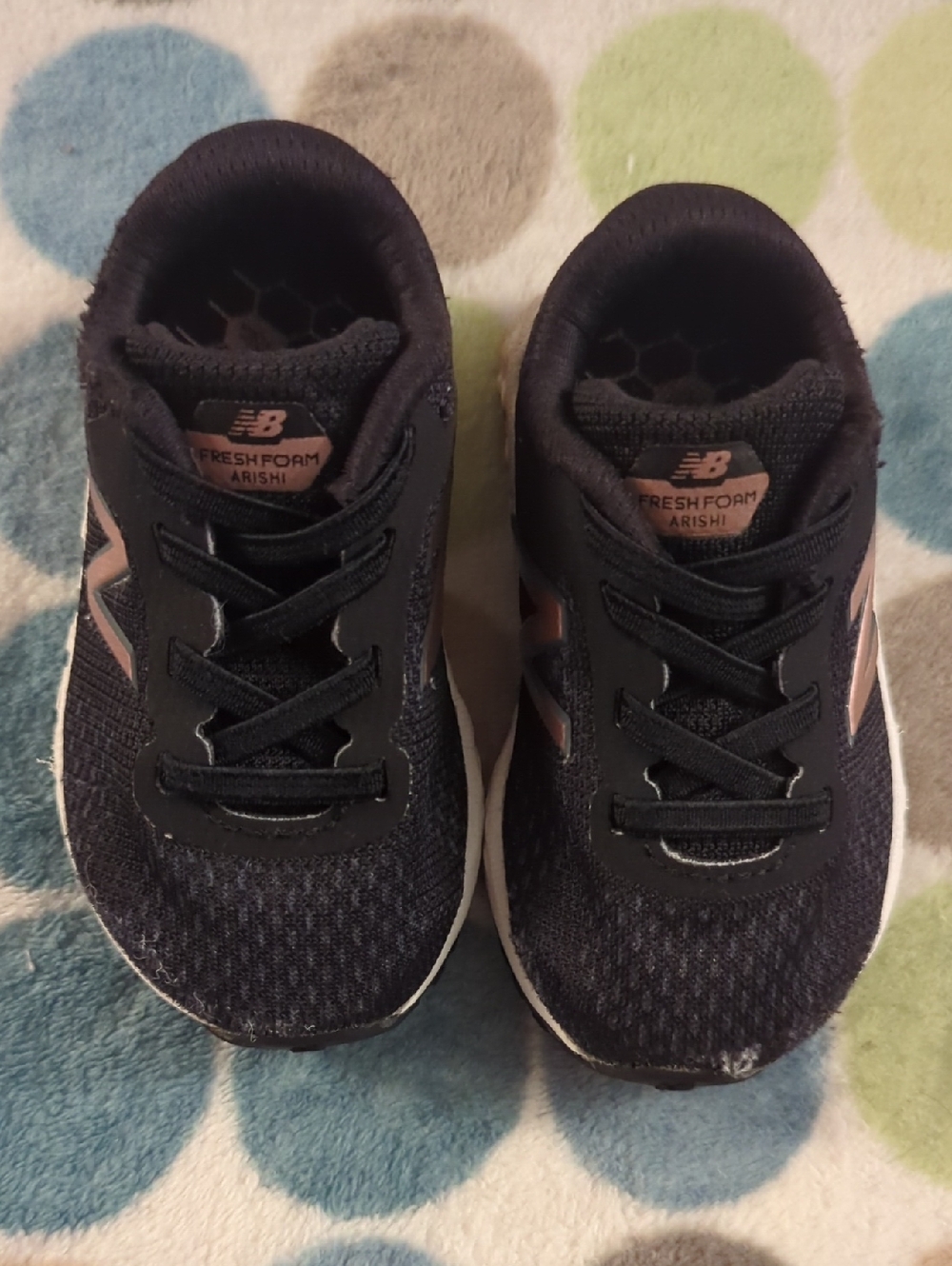 4 for 25🔥 New Balance Fresh Foam Arishi Baby Sneakers (4C)